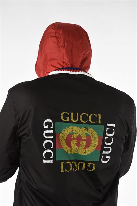 giubbotto pioggia gucci uomo|gucci uomo su farfetch.